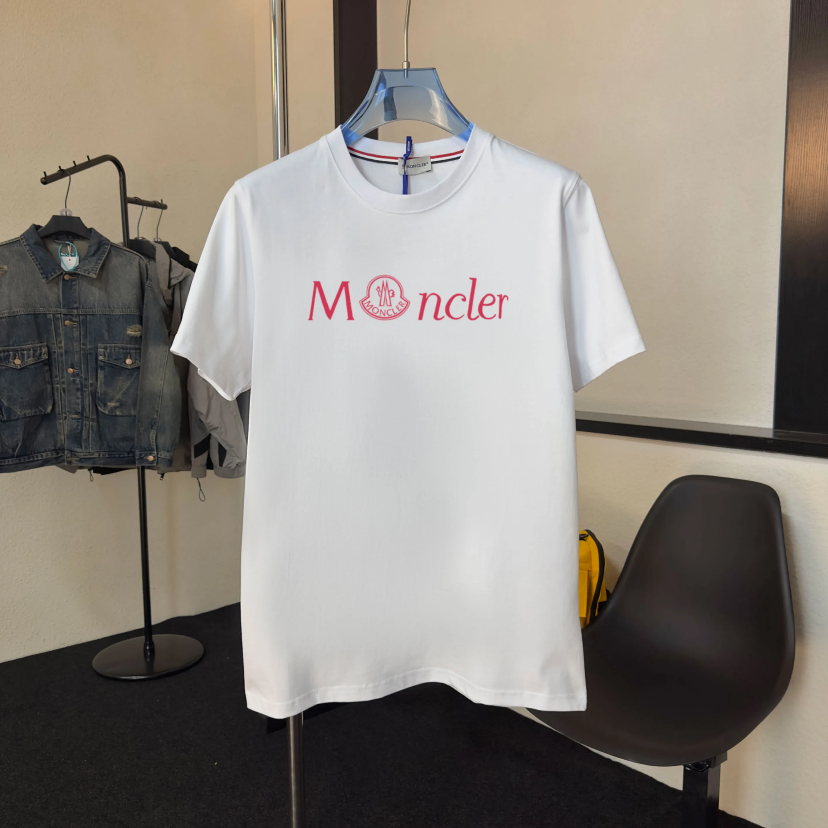 《 ~NFC ~ 》《Moncler~ 》2025New Arrival Quality T , Versatile Quality ！ ‼ 32 250G ‼ ， ， ， ， T 🤪 Sizes：S-M-L-XL-2XL ：Black，White， Same Style